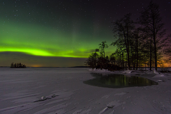 Norrsken. Canon 5D MK III + EF 14/2,8 II. Tid 30 sek. bl. 4 och ISO 640.